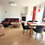 Windjammer Apartment *