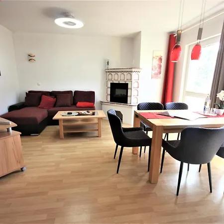 Windjammer Apartment *