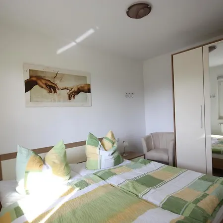Windjammer Apartment *