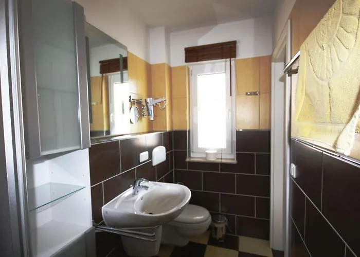 Windjammer Apartment